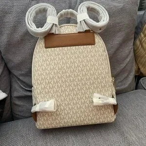 Brand new with tags Michael Kors vanilla mini backpack Michael Kors Jaycee XS Convertible Zip Pocket Backpack Bag  main image 2